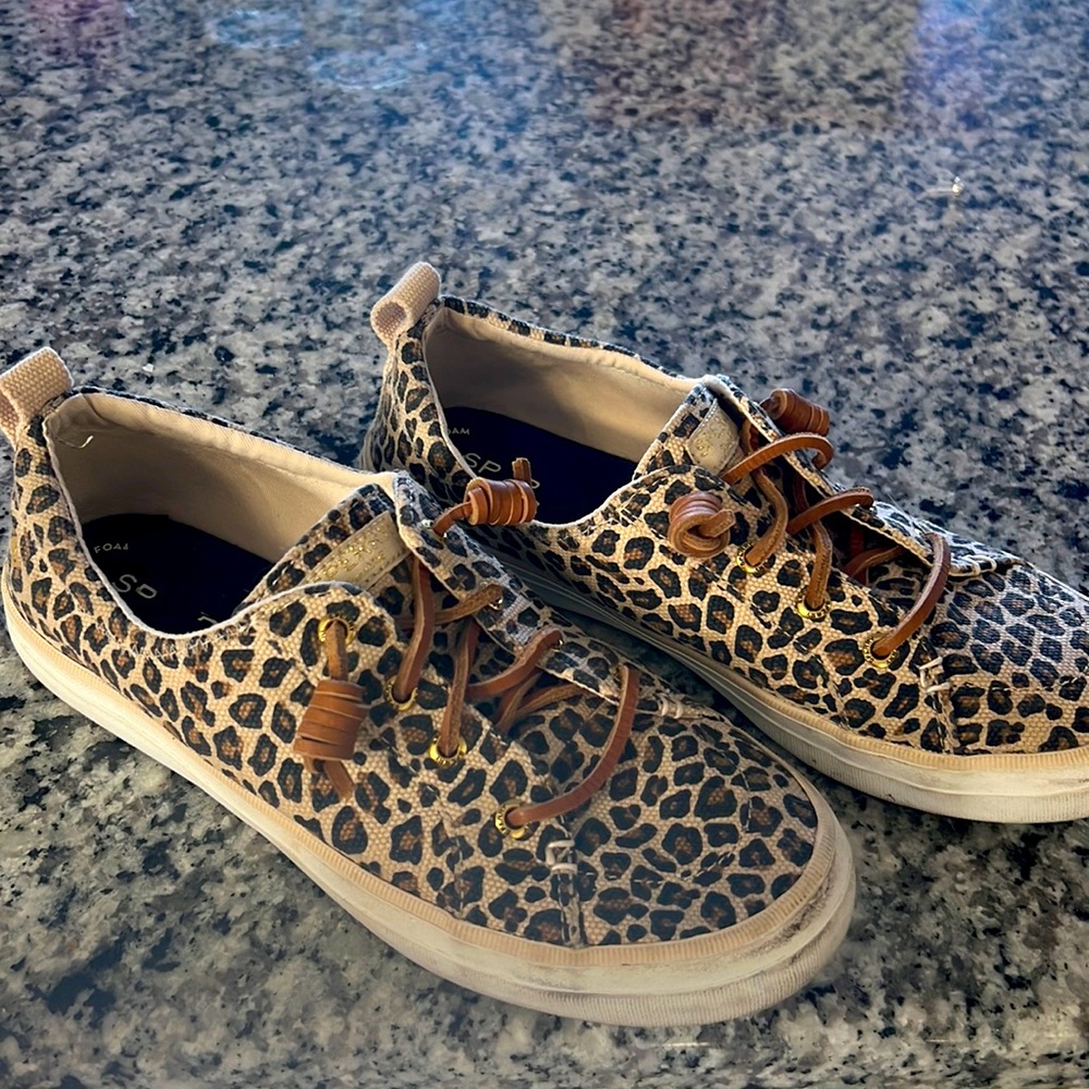 SPERRY leopard print shoes